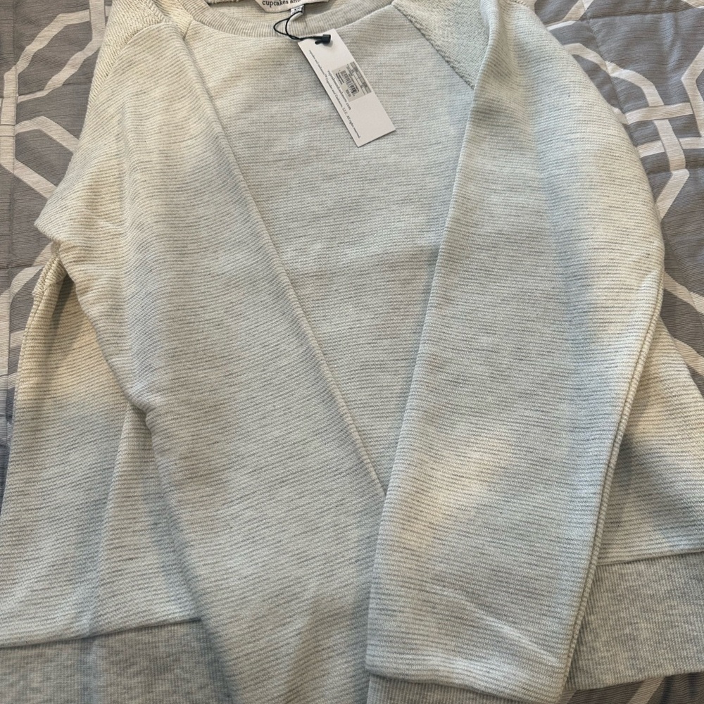 Cupcakes & Cashmere Soft Heather Gray Pullover